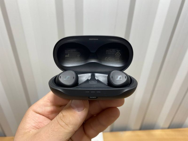 Навушники Sennheiser TV Clear Earbuds бездротові для телевізора а4.30 фото