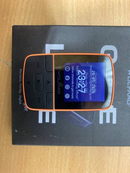 MP3-плеєр WOLFANG Bluetooth 5.2 спортивний помаранчевий a8-30 фото