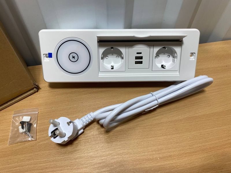 Вбудована розетка BlueXP з Qi зарядкою, USB-C та 2 розетками, біла с4.18 фото