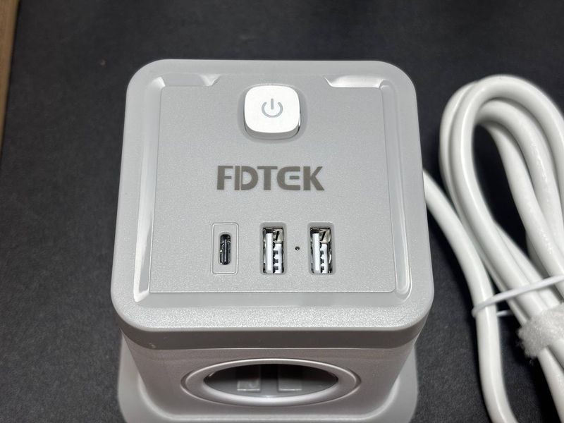 Розетка Cube FDTEK 7-в-1 з USB 1,8 м 2500 Вт F13.21 фото